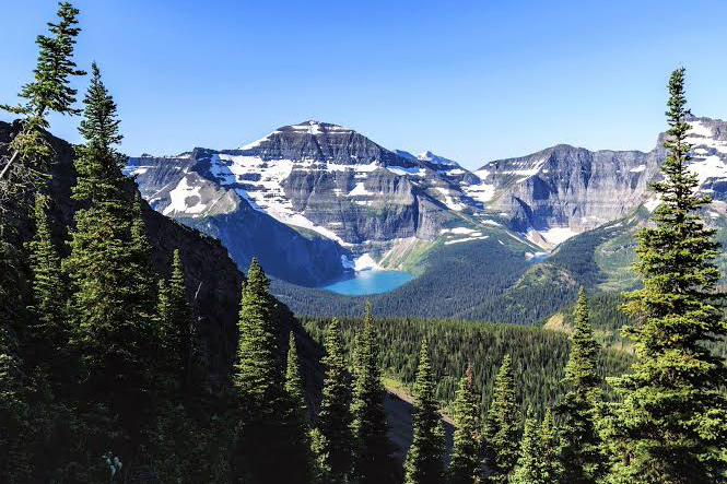 Tallest Mountains in Canada guide showing highest peaks ranking locations heights and climbing information overview article